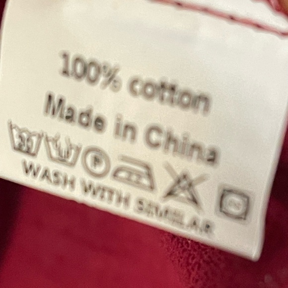 Women's NWT Oneine New Elegance Burgundy Top Size M - Picture 7 of 9